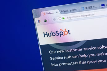 Hubspot v Salesforce